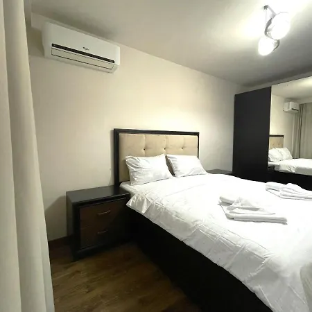 Appartement Bohemian Mountain Oasis With Air Conditioning Braşov